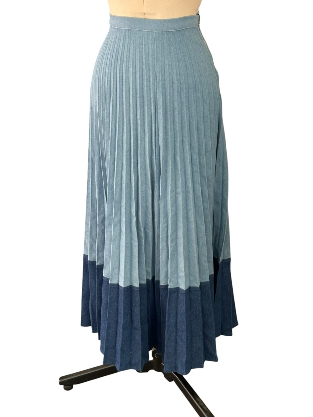 Udel New York Pleated Denim Skirt